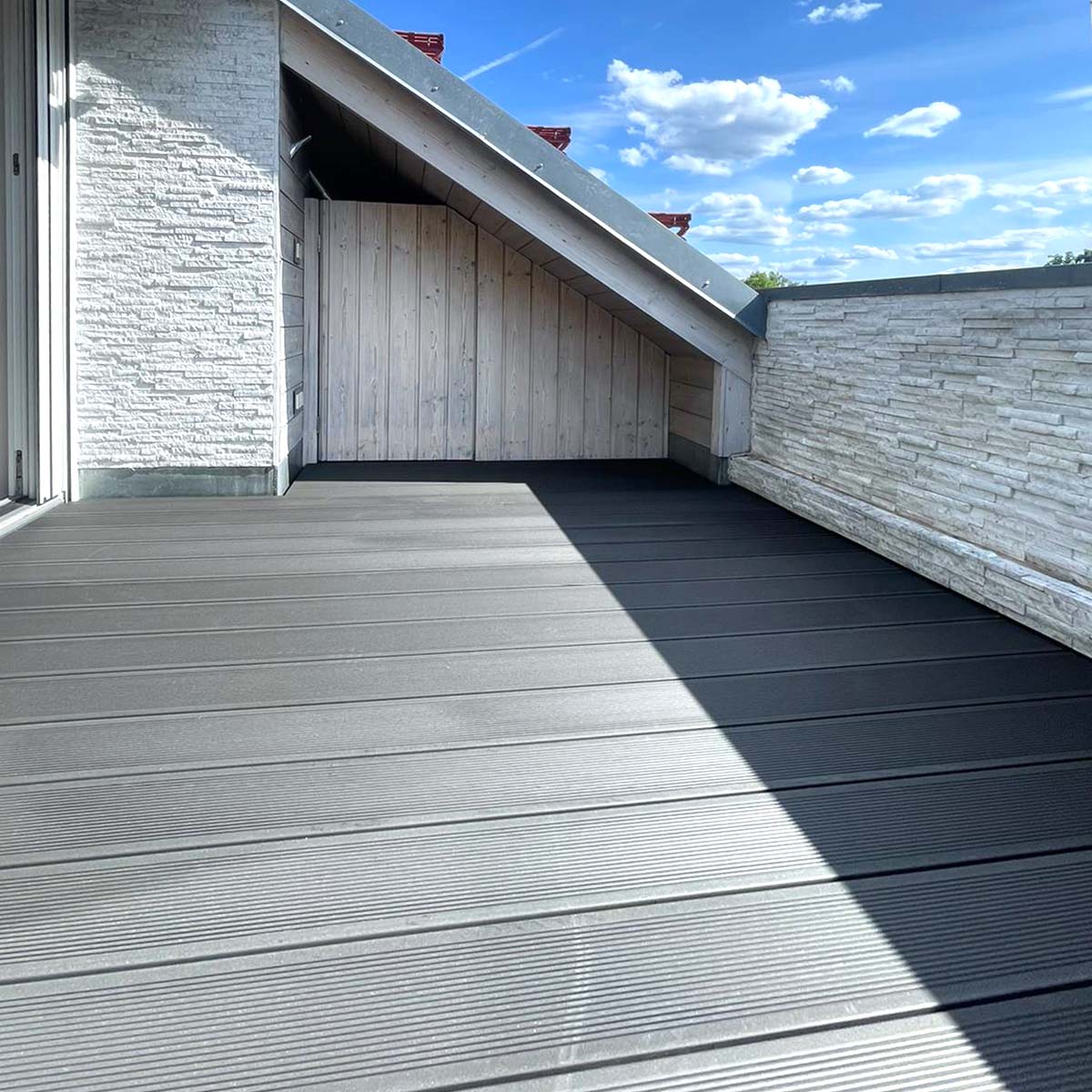 Exklusive WPC-Terrasse im neuen Glanz