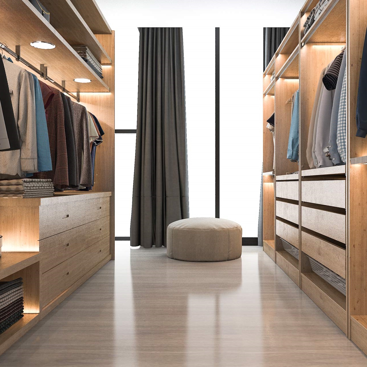 Ein Ankleidezimmer-Schrank oder offener, begehbarer Kleiderschrank